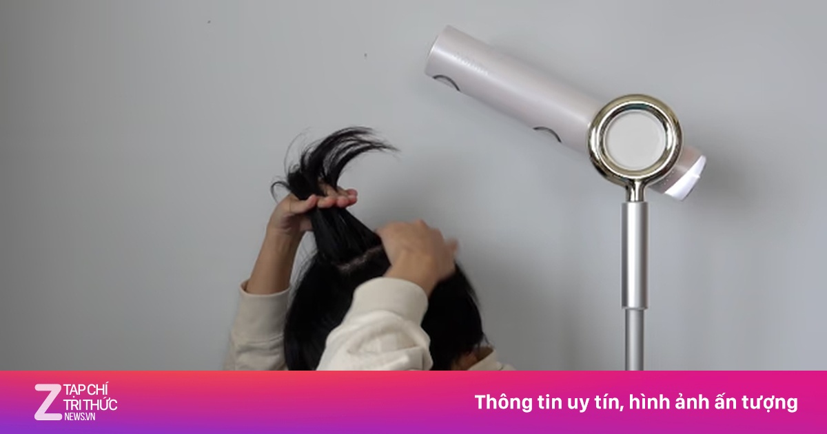 Máy sấy tóc kỳ lạ của hãng Nhật Bản