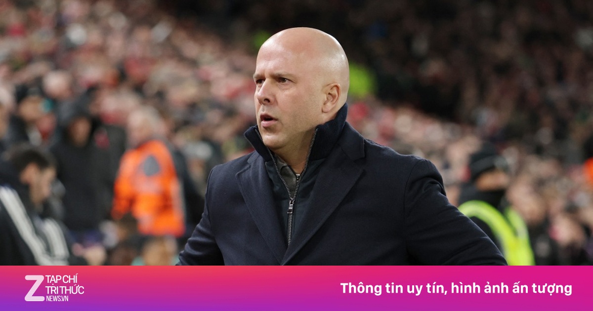 Liverpool gấp rút tìm hậu vệ sau chấn thương Frimpong