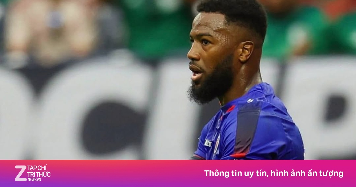 Cựu cầu thủ Wolves kể lại hành trình kinh hoàng thoát khỏi Iran giữa xung đột