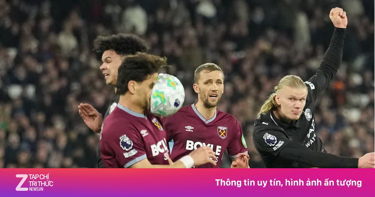 Mavropanos lĩnh trọn cú 'đại bác' của Haaland vào mặt