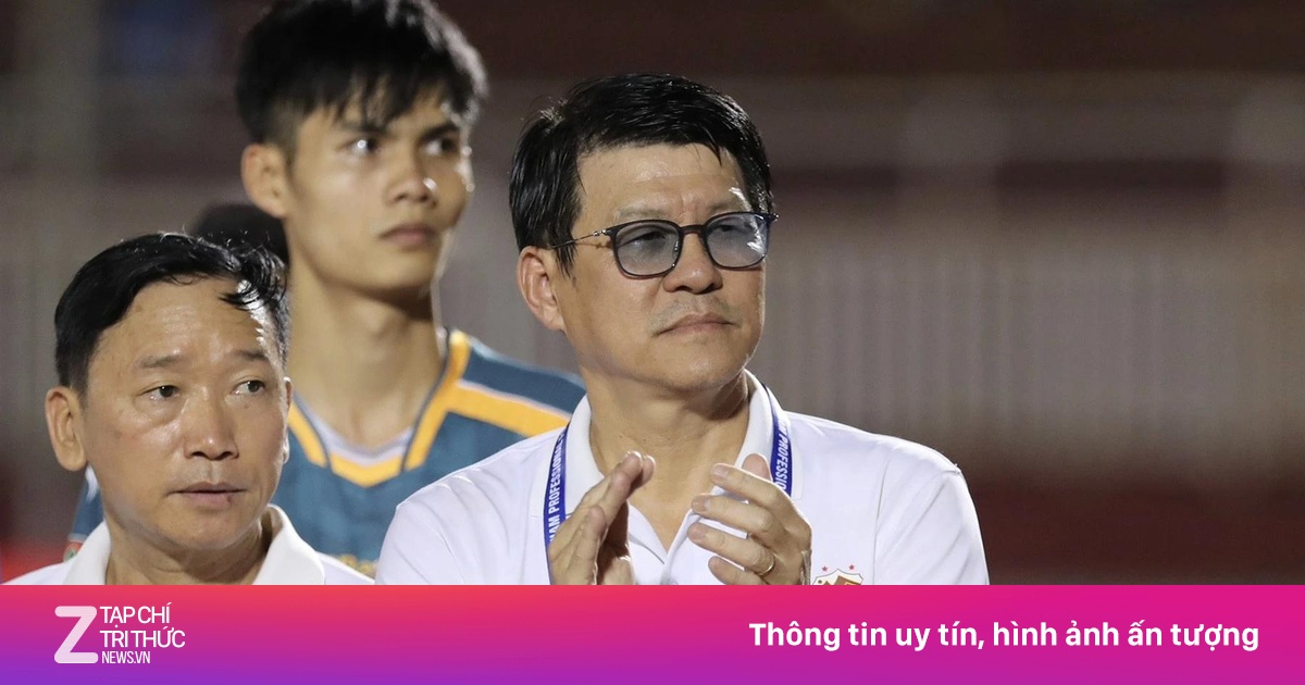 Khi HLV Vũ Tiến Thành ‘bóc’ sai lầm người cũ
