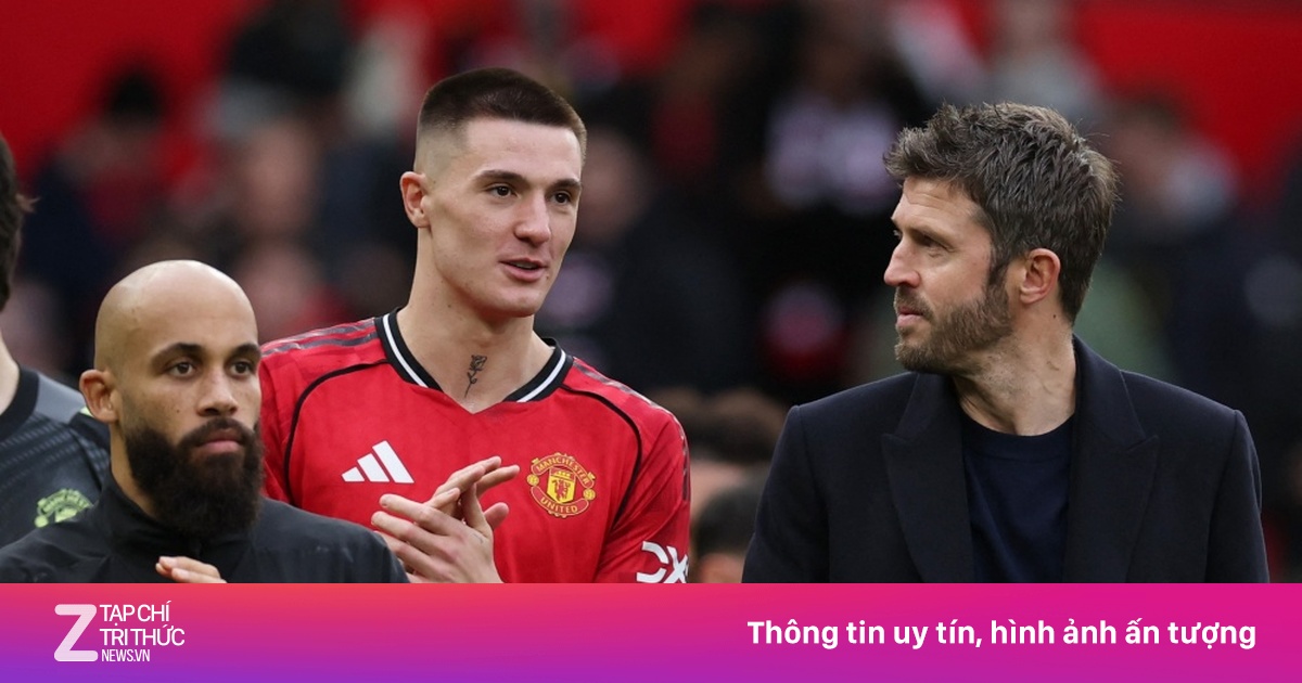 Chủ MU lên tiếng về vị trí của Carrick