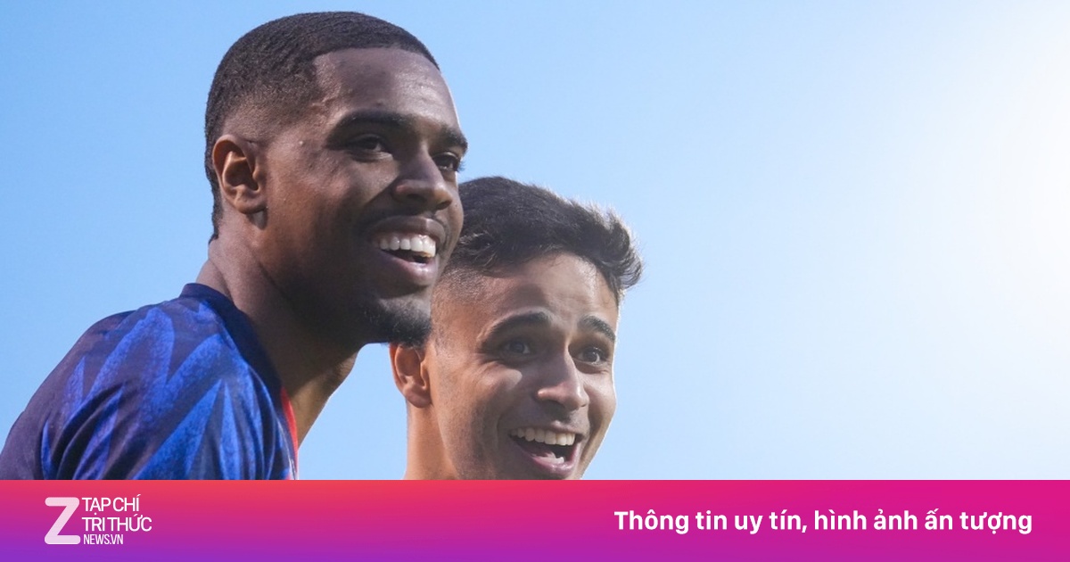 CLB CAHN quật ngã Ninh Bình