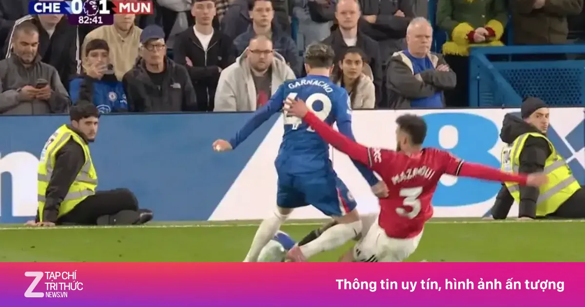 Mazraoui Tỏa Sáng Với Pha Tắc Bóng Đẳng Cấp, Giúp MU Thắng Chelsea