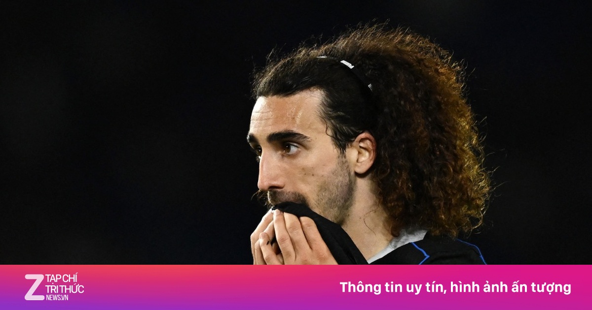 Vấn nạn 'lộ bài' vẫn tiếp diễn ở Chelsea