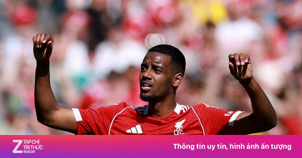 Liverpool mất Isak trước đại chiến MU