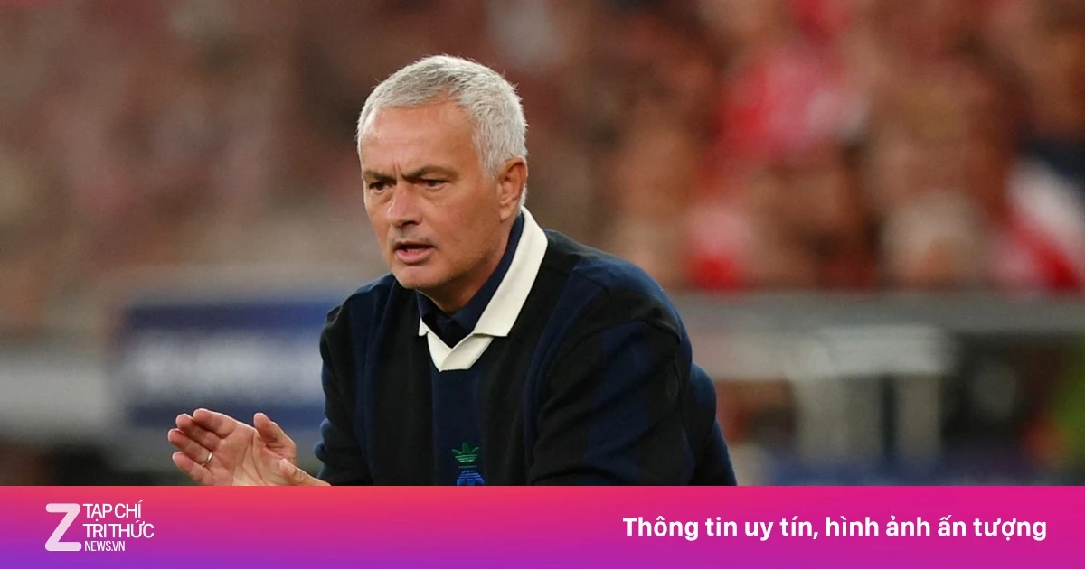 Mourinho: 'Martinez đã đúng khi rút Ronaldo'