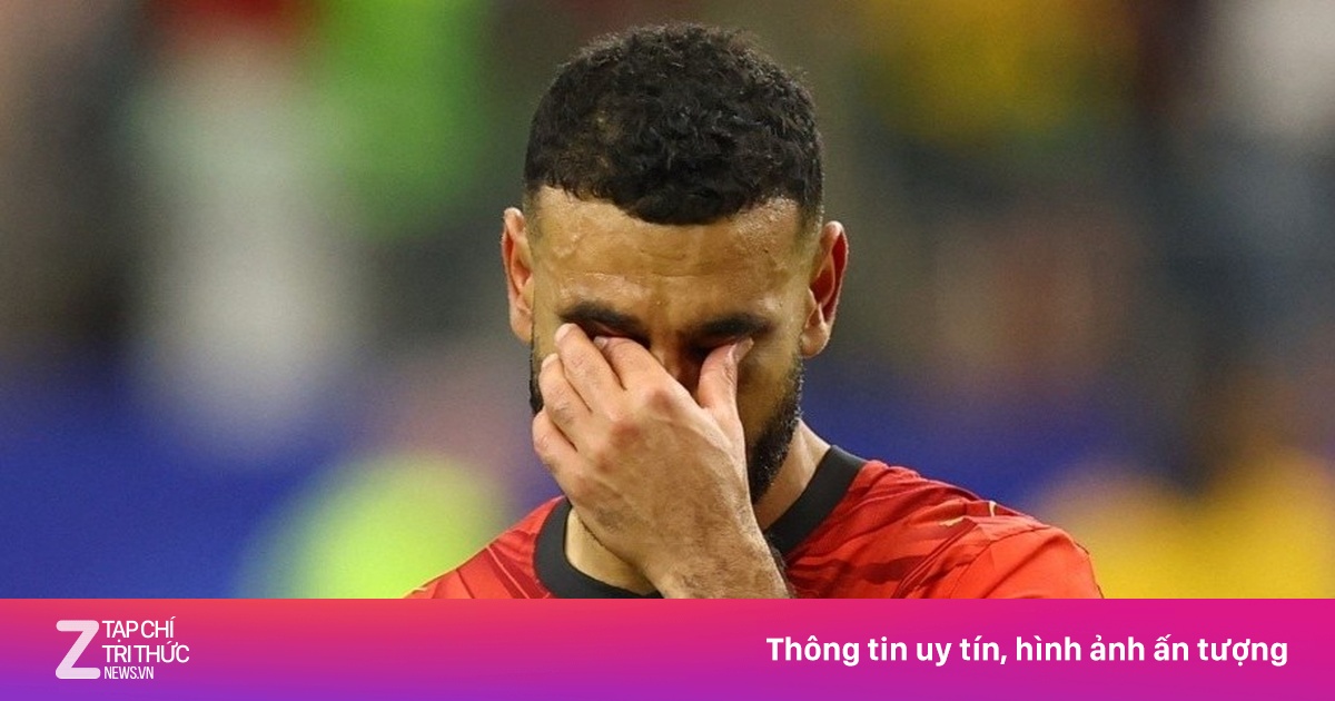 Salah bật khóc sau kỳ tích lịch sử