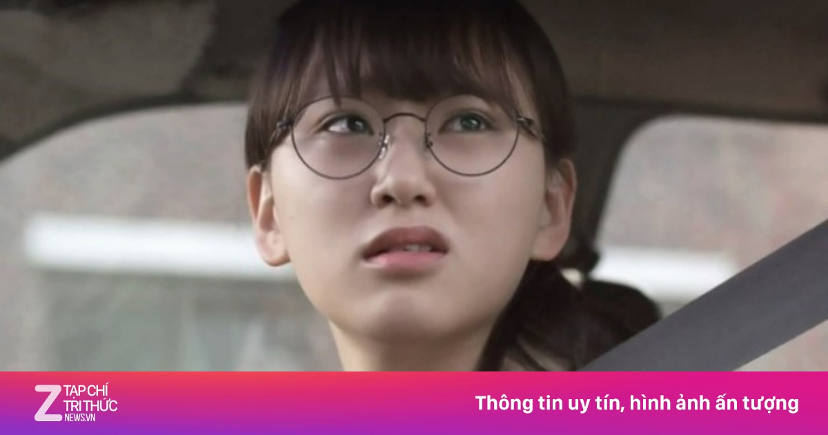 Gia đình như đi trên vỏ trứng vì con đang cười bỗng trở nên cáu kỉnh