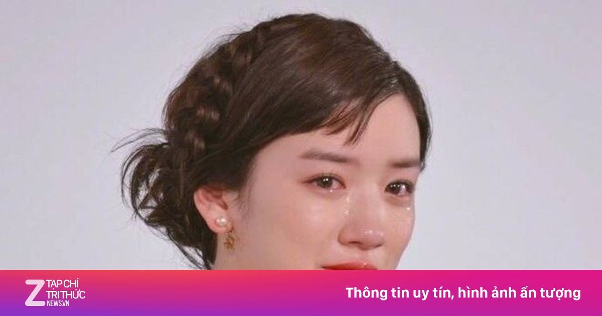 'Sao nữ khóc đẹp nhất Nhật Bản' bị tố ngoại tình