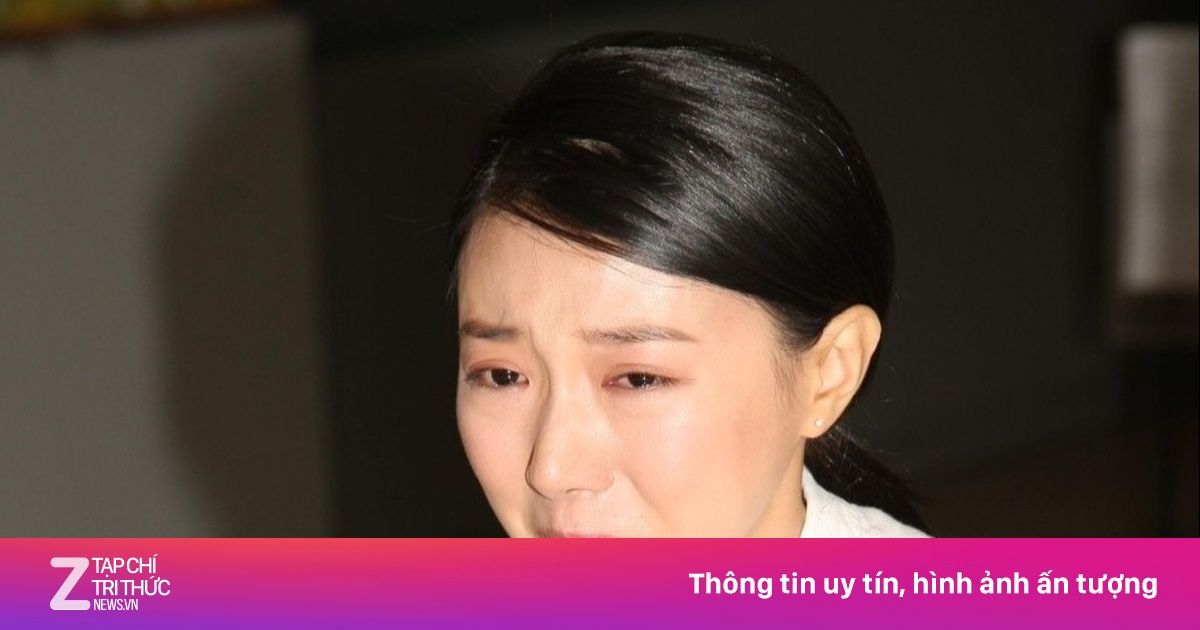 Á hậu Mã Trại tự đẩy 200 kg hàng kiếm sống