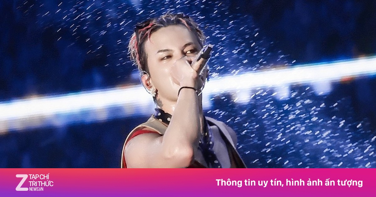 G-Dragon đăng video diễn dưới mưa ở sân Mỹ Đình