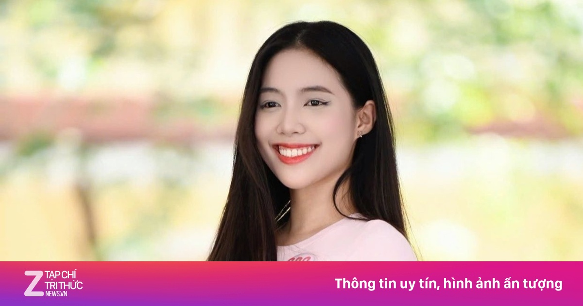 Á hậu Châu Anh ở đời thường