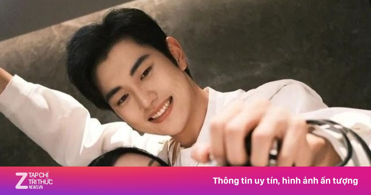 Diễn viên Kim Sa được bạn trai kém 19 tuổi cầu hôn