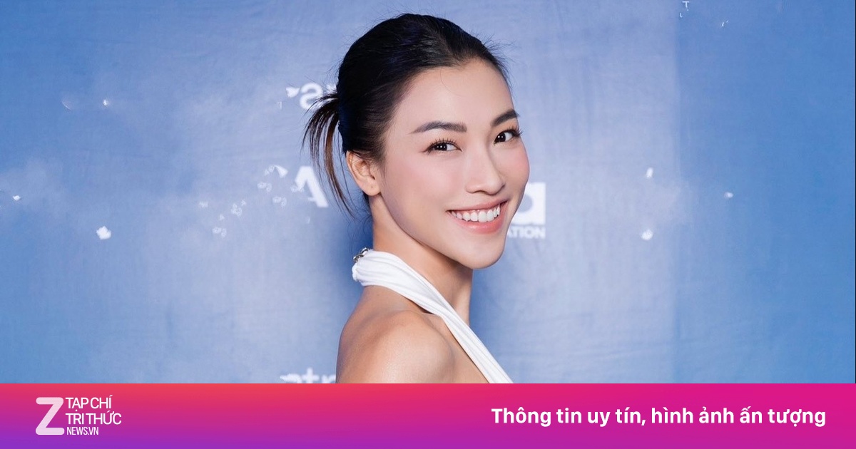 MC Hoàng Oanh úp mở bạn trai mới sau 4 năm ly hôn, đăng ảnh tình tứ ngày Valentine