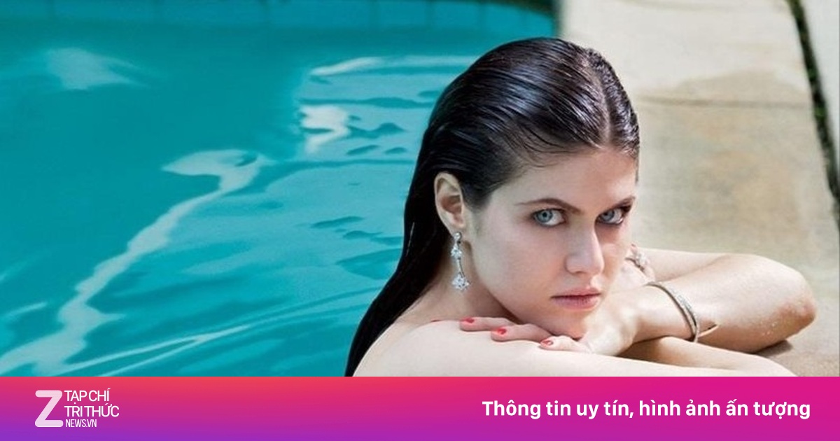 Alexandra Daddario và Andrew Form chính thức ly hôn sau 3 năm chung sống