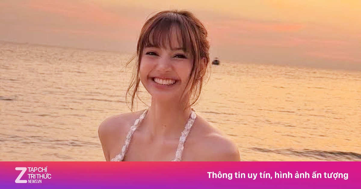 Lisa bị nghi 'dao kéo'
