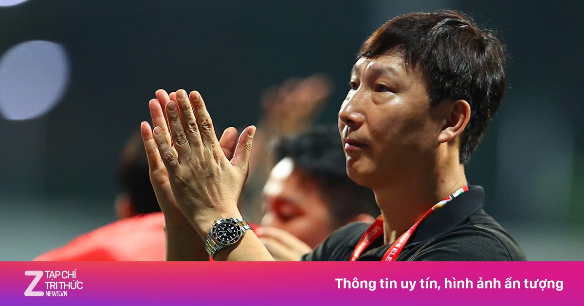 HLV Kim Sang-sik dẫn dắt đội Ngôi sao Đông Nam Á đấu MU