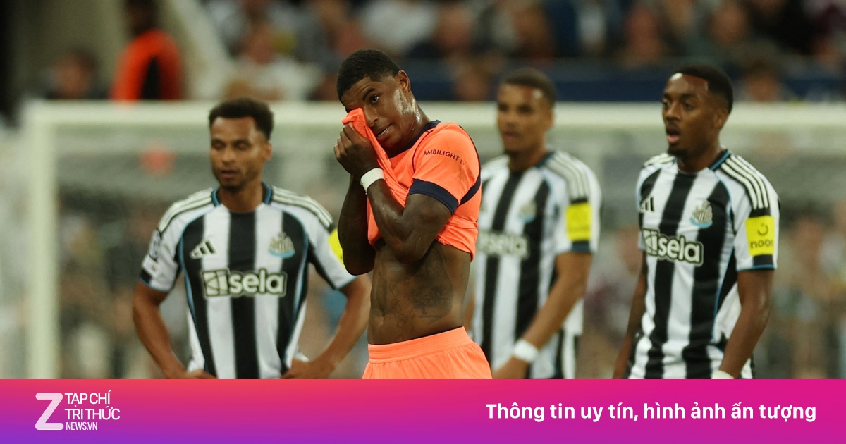 Paul Scholes công kích Rashford