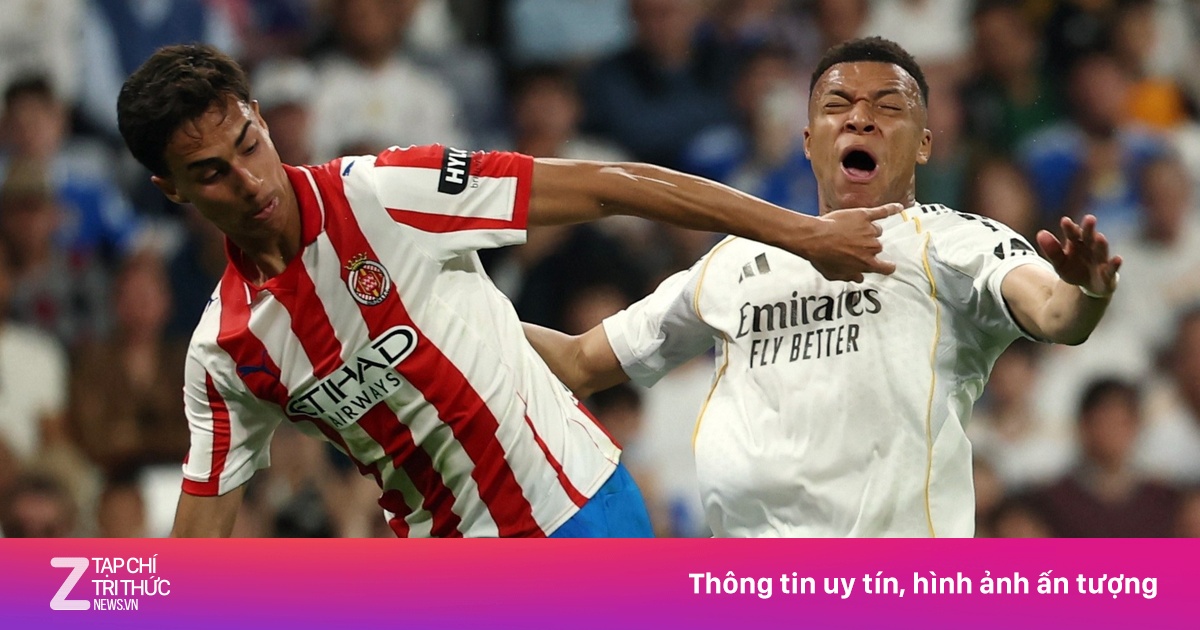 Real Madrid tự loại mình