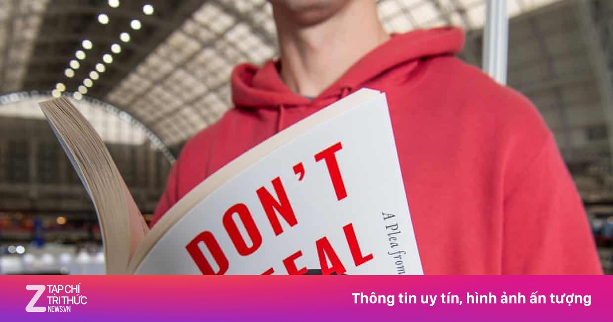 Nhiều tác giả nổi tiếng xuất bản sách trống để phản đối AI