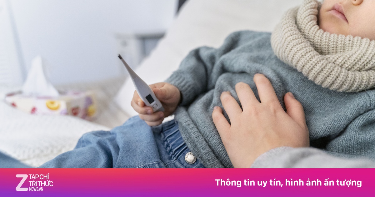 Có nên dùng miếng dán hạ sốt khi bị sốt?