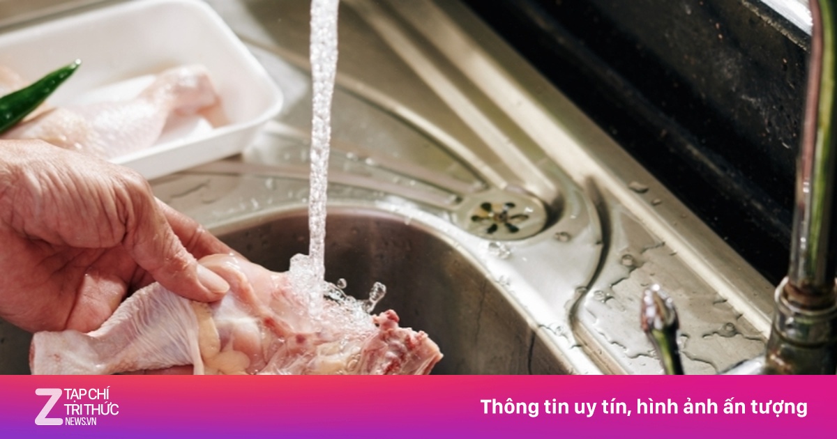 Có nên rửa thịt trước khi nấu?