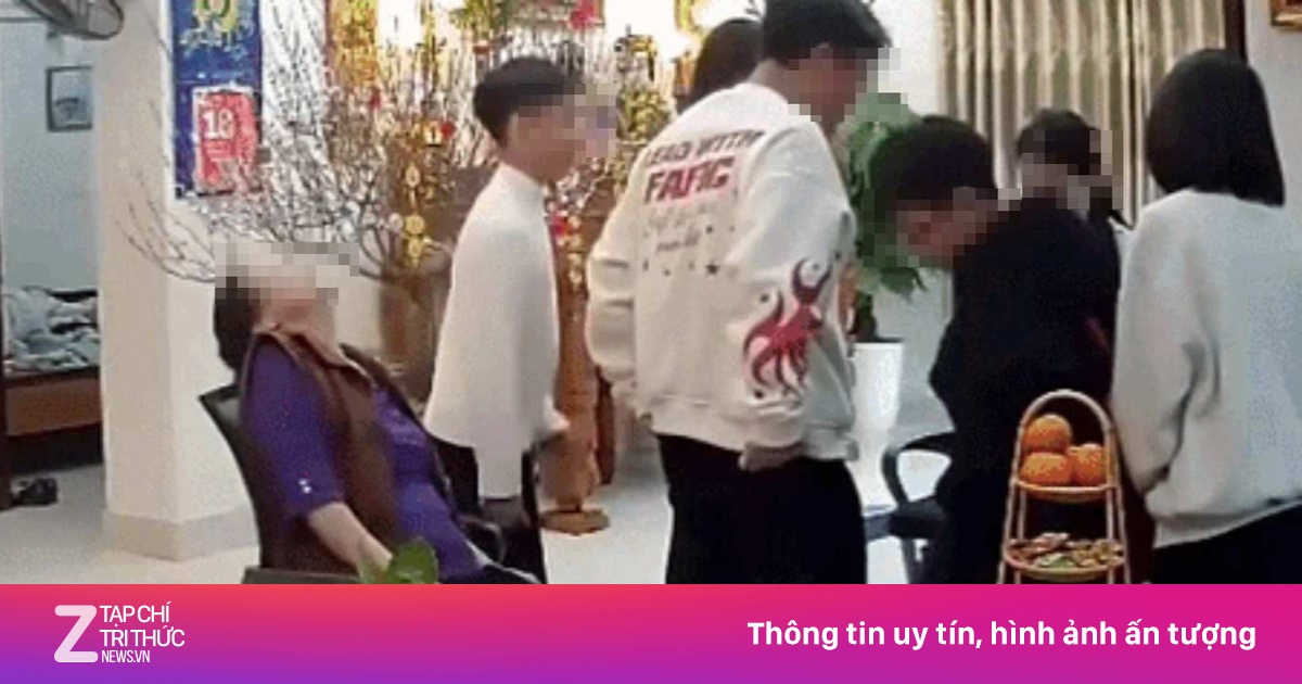 Video bà cụ đột quỵ ngay Mùng 1 Tết gây xôn xao: Chuyên gia nói gì?