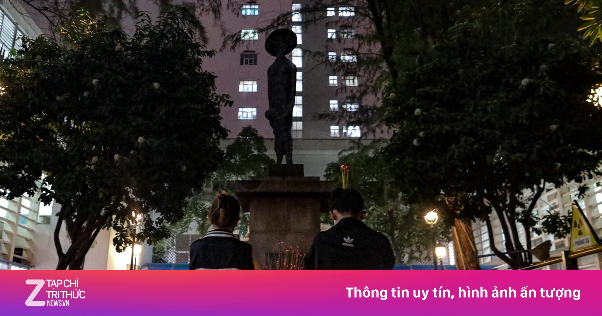 Hàn gắn gia đình suýt tan vỡ sau đám tang cha