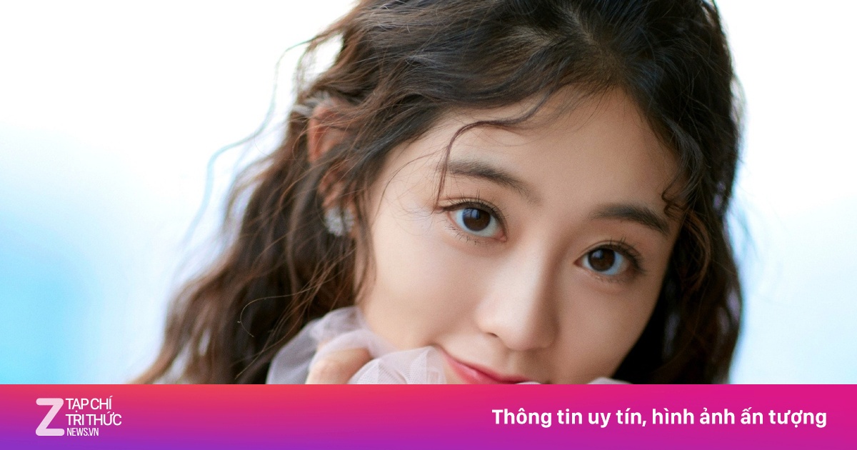Hai giai nhân 'Chu Chỉ Nhược' chung khung hình