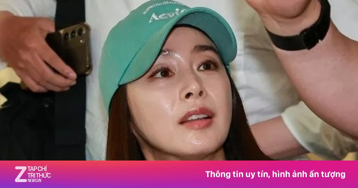 Kim Tae Hee nói về gương mặt đơ cứng