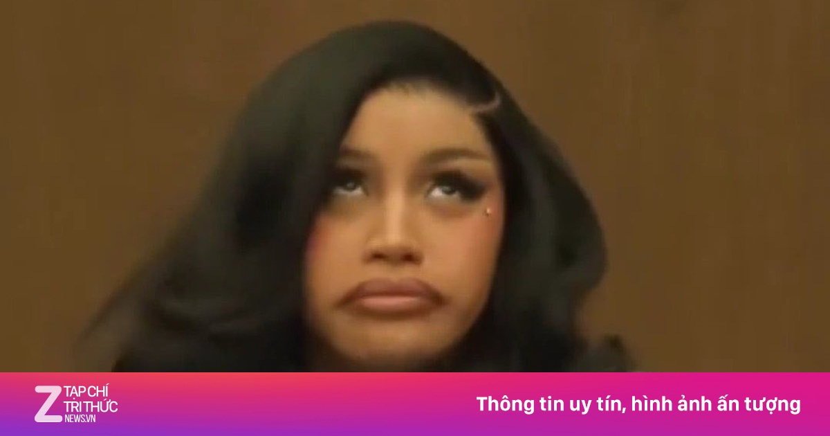 Loạt ảnh chế hài hước tại tòa xuất hiện trong album của Cardi B