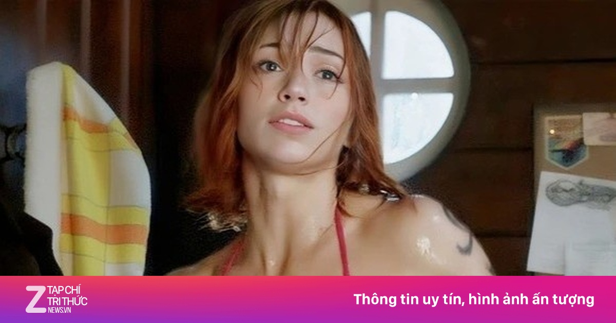 Vóc dáng mỹ nhân 'Đảo hải tặc' đang gây sốt