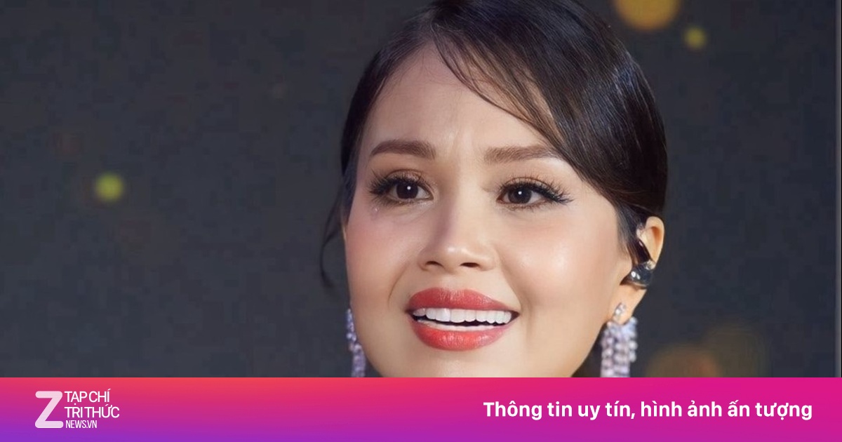 Cẩm Ly và Hòa Minzy sửa lời ca khúc gây tranh cãi về 'lúa chín cúi đầu'
