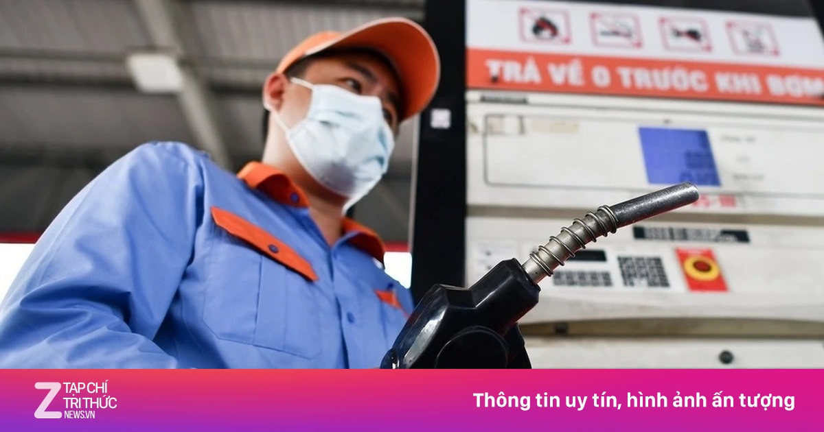 Giá xăng tăng trở lại