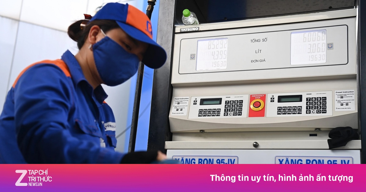 Giá xăng giảm mạnh từ đêm nay