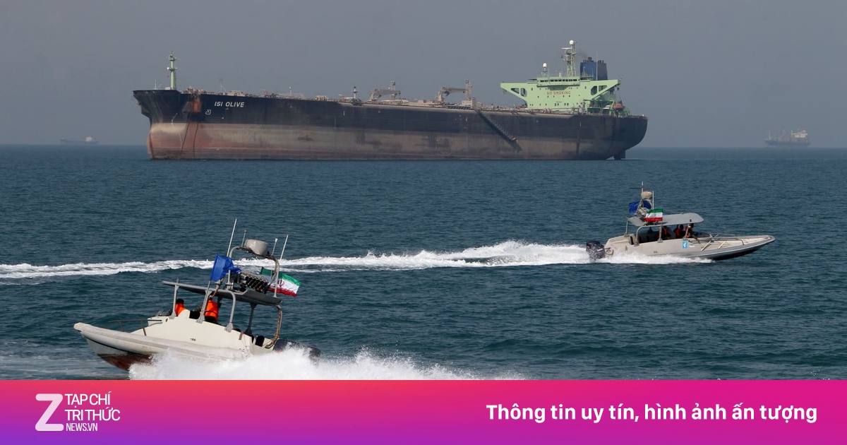 Chiến sự Iran - Israel kéo giá dầu tăng phi mã