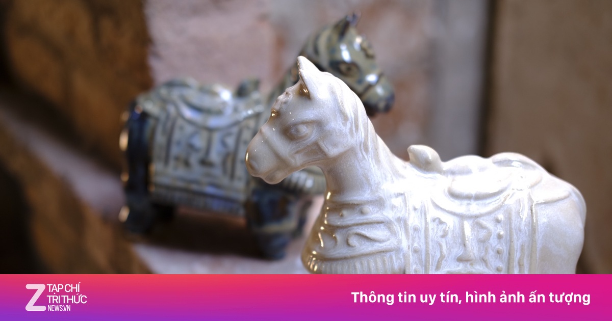 Người Việt chi 250 tỷ sắm linh vật ngựa trên sàn TMĐT