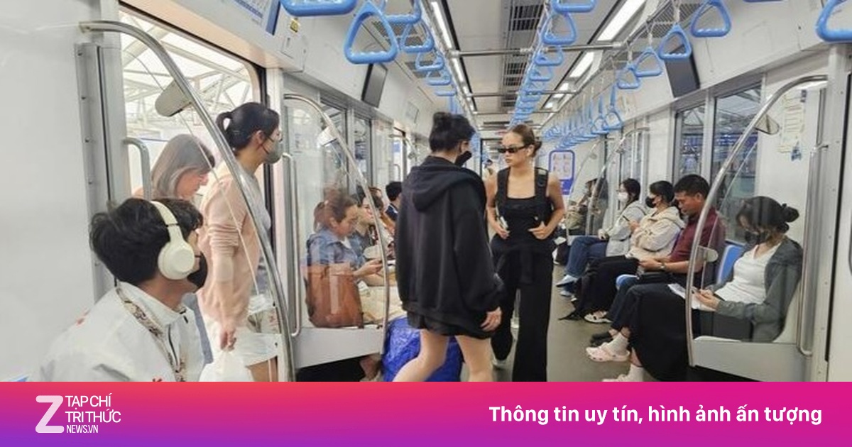 Giá xăng tăng, người dân TP.HCM đổ xô sử dụng metro và xe buýt để tiết kiệm