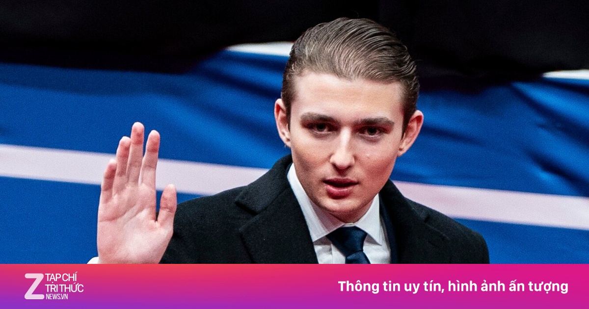Đồng hồ Rolex 50.000 USD trên cổ tay con trai ông Trump