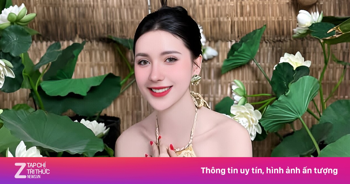 Vấn nạn hàng Dior giả mạo từ bộ đồ ngủ của Ngân Collagen