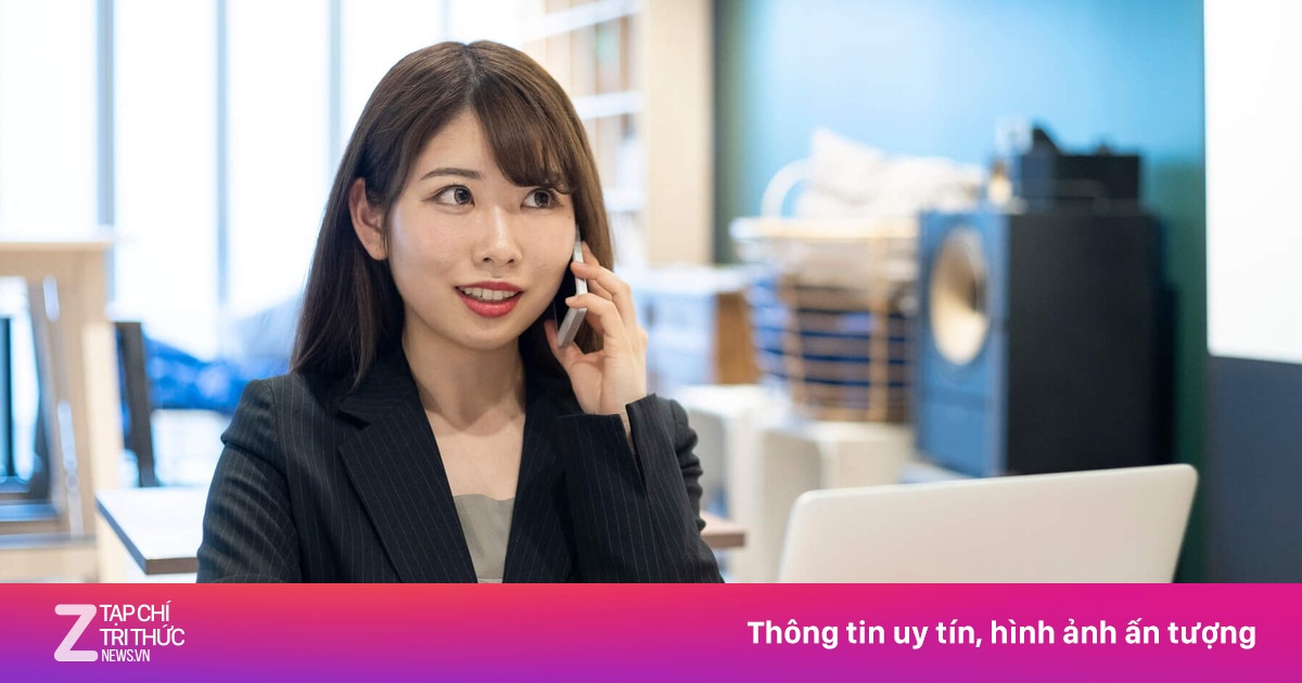 Công ty Nhật Bản bắt nhân viên chụp ảnh khỏa thân