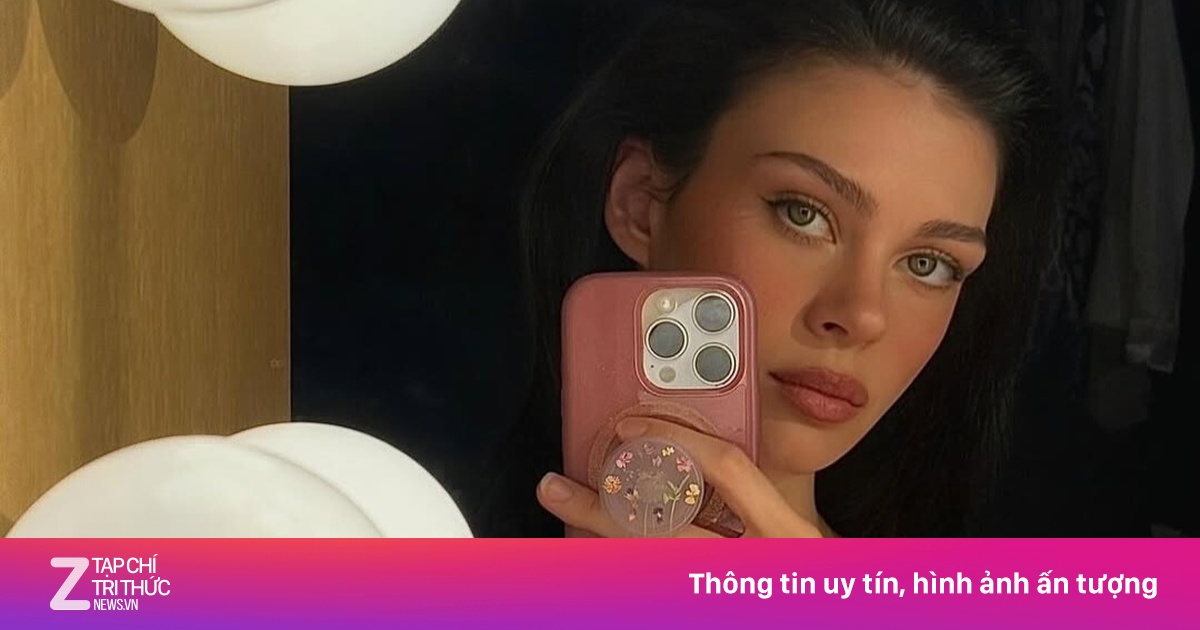 Vợ, bạn gái của các con trai Beckham giữa ồn ào