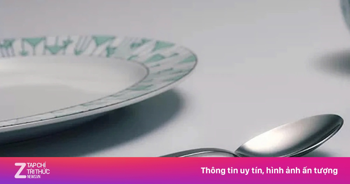 Cái thìa Prada gây tranh cãi