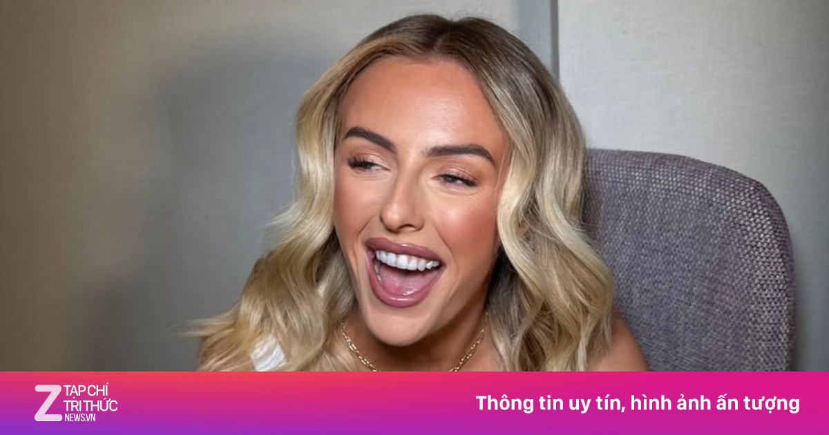 Cầu thủ Arsenal 'hóa' búp bê Barbie