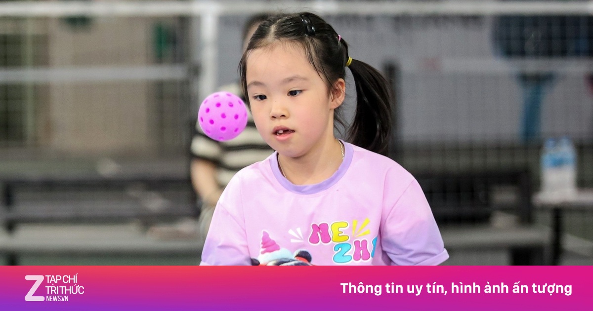 Chi chục triệu cho 'khối nghỉ hè' chơi pickleball ở Hà Nội