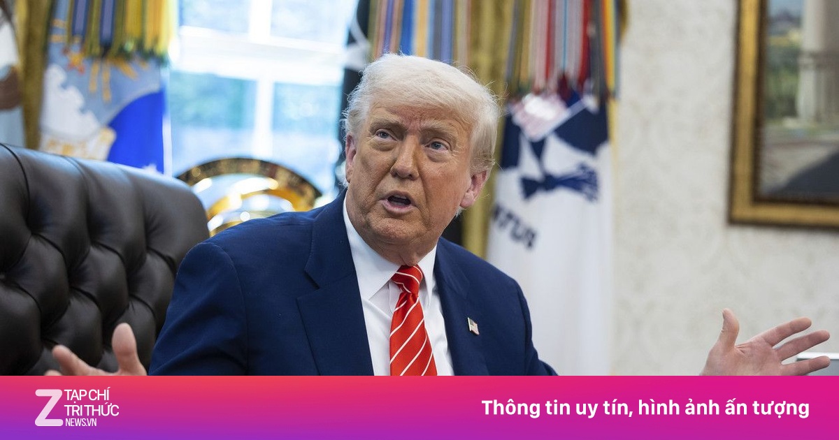 Ông Trump chỉ tuyển 'người yêu nước' vào làm công chức