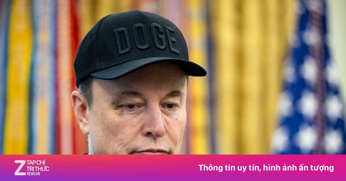 Elon Musk xoay sở cứu sự nghiệp sau khi rời Nhà Trắng