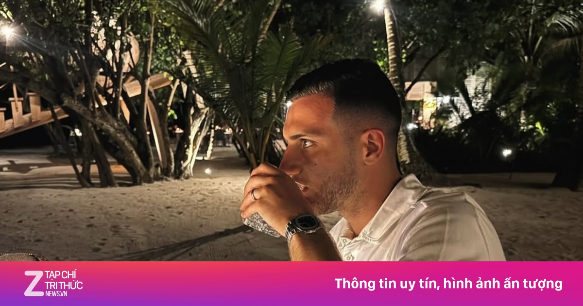 Dalot bỗng nhiên được chia buồn sau sự ra đi của Jota