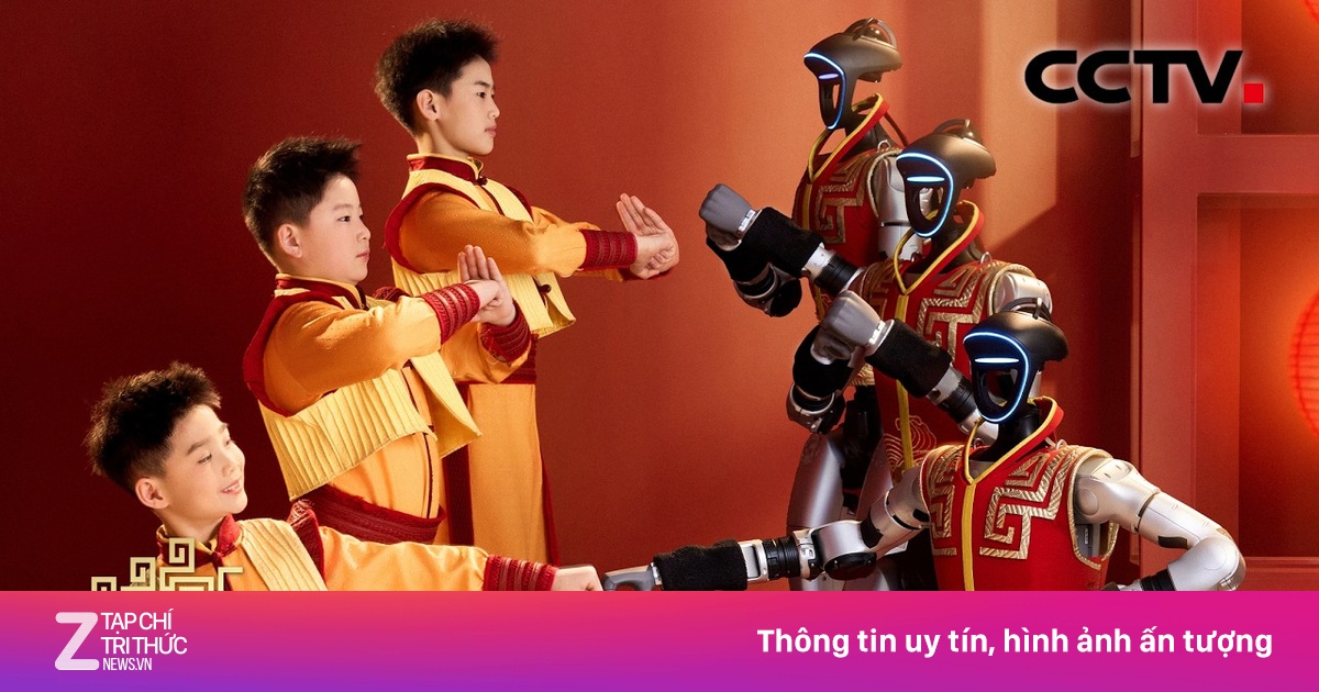 Màn trình diễn robot múa võ đặc sắc gây sốt tại lễ hội Xuân Vân